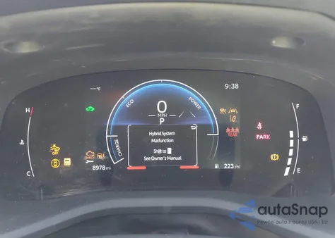 2025 Toyota Camry Le z USA, uszkodzony, nr VIN 4T1DAACK6SU074080